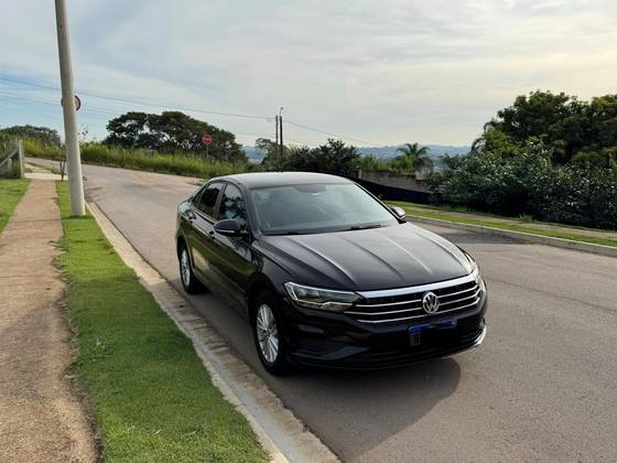 VOLKSWAGEN JETTA 2.0 TSI HIGHLINE 211CV GASOLINA 4P TIPTRONIC VOLKSWAGEN JETTA 2.0 TSI HIGHLINE 211CV GASOLINA 4P TIPTRONIC